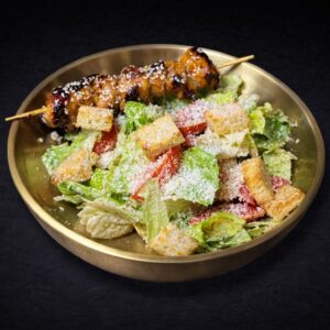 Цезар з куркою кусіякі — ресторан Медуза, Полтава